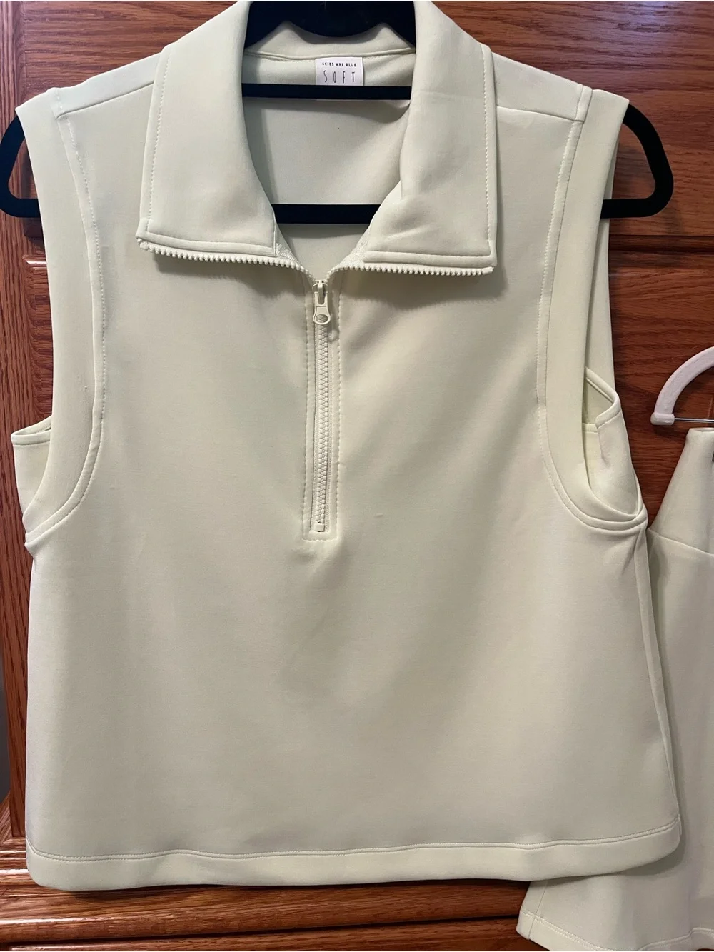 Skies Are Blue Skort set. Size Small